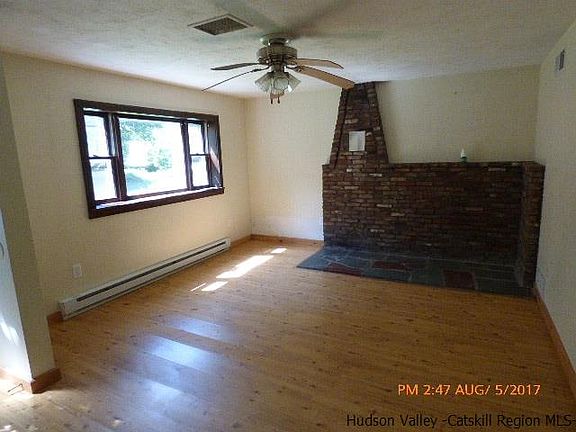 3rd image of 14 Mountain Ave