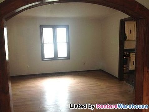 2nd image of 854 Blair Ave
