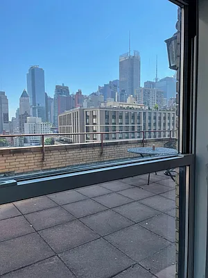 Rented by Compass | media 18