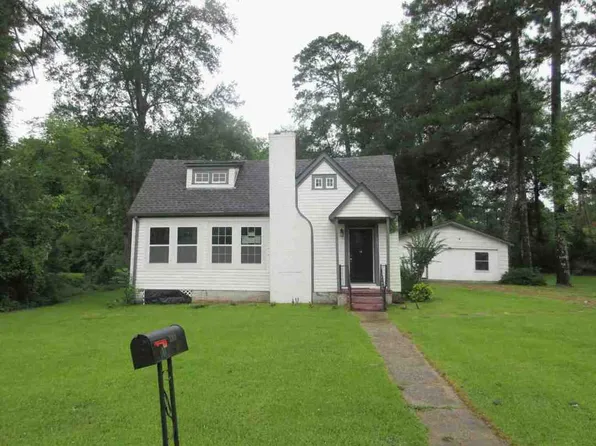 281 N Davis St, Forest, MS 39074