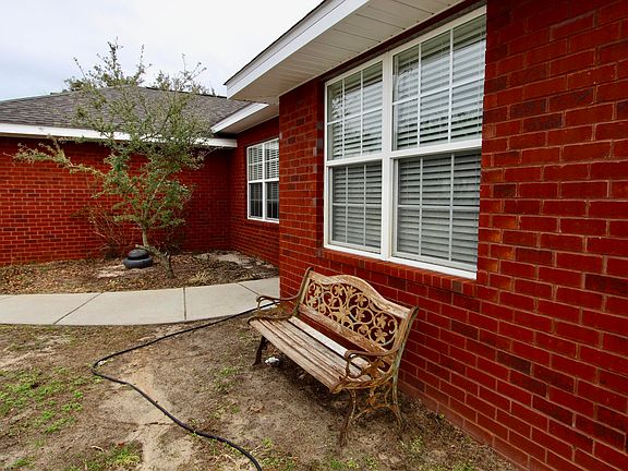 4th image of 2200 Palo Alto St