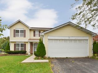 836 Kansas St, Carol Stream, IL 60188