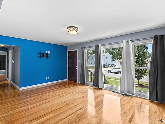 5th image of 3442 Saint Donald Ln