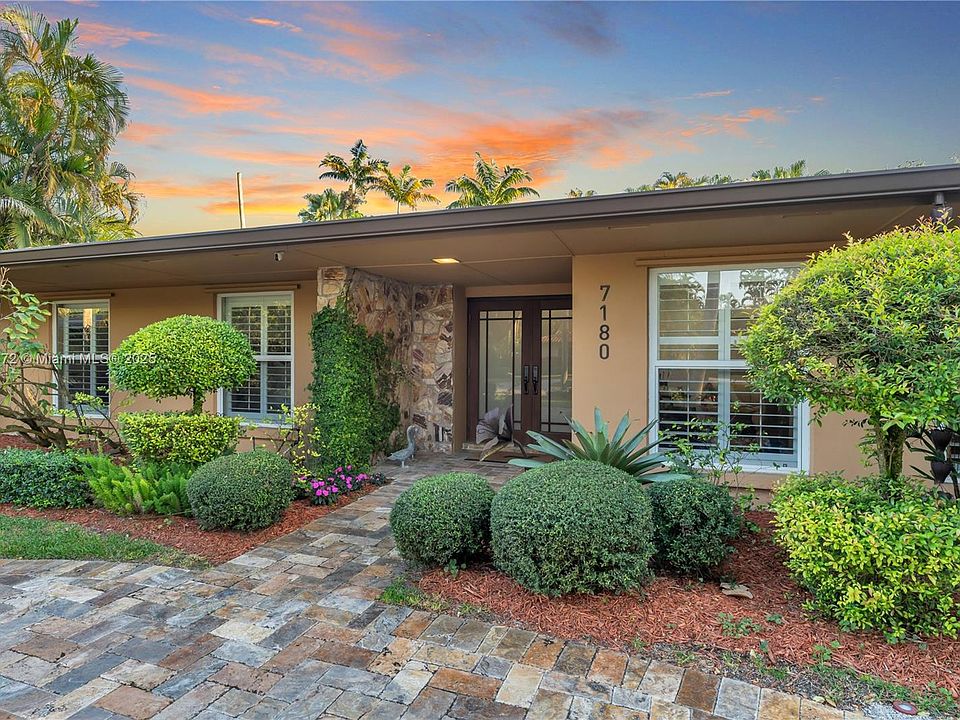 7180 SW 115th Ter, Pinecrest, FL 33156 | Zillow