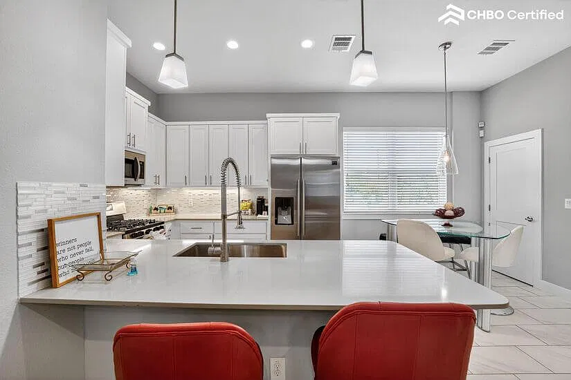 Beautiful Furnished Home in Austin — Photo 3