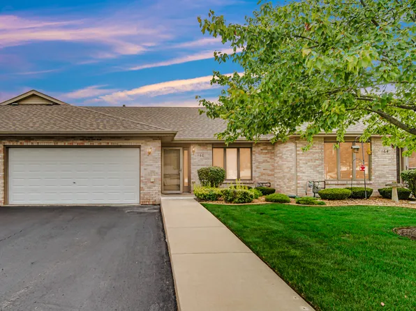 160 Batson Ct, New Lenox, IL 60451