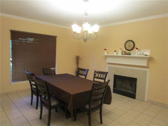 4th image of 1126 Edmondson Dr
