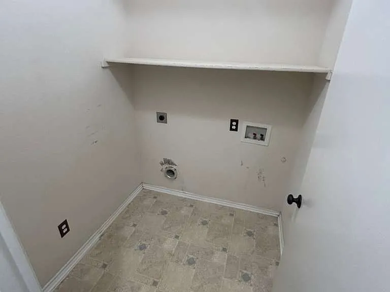 3830 Kiest Knoll Dr — Photo 10