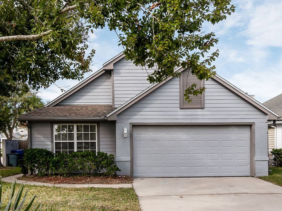 1st image of 201 Charlemagne Cir