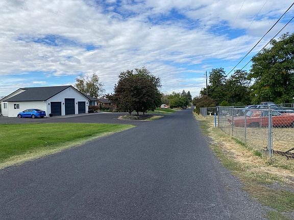 5th image of 850 Brickner Rd