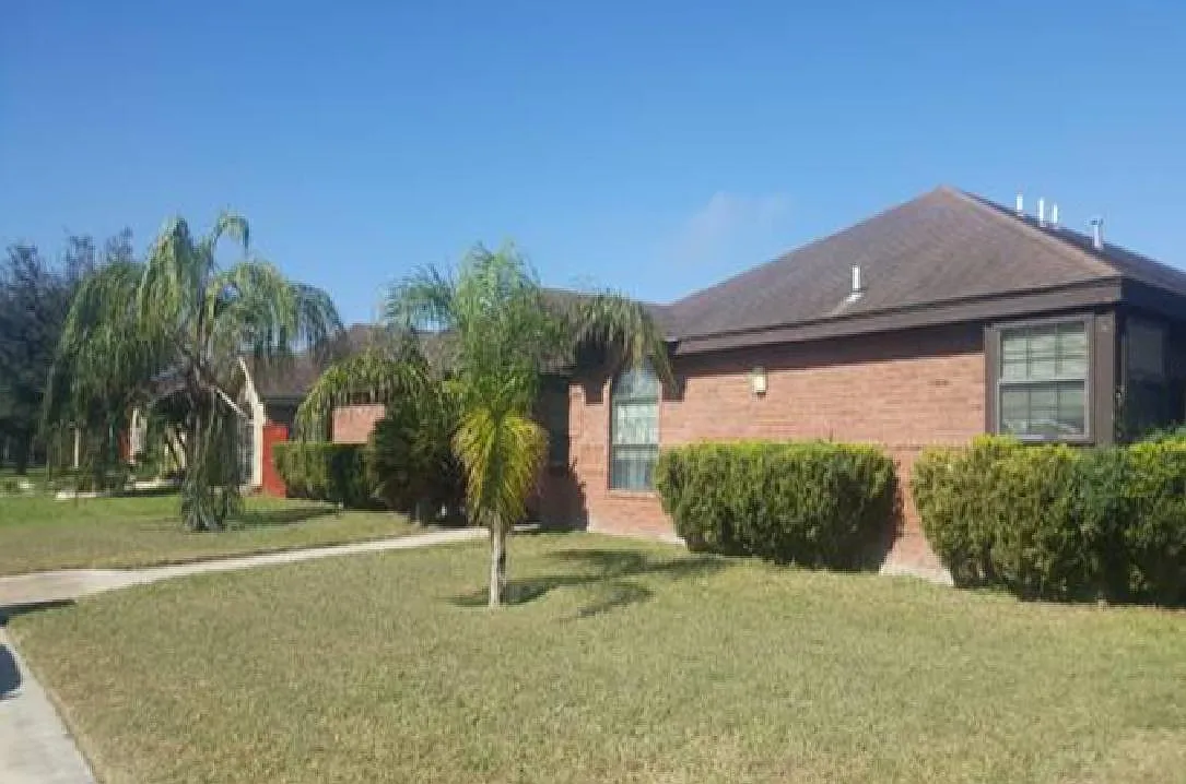 2 bed, 1008 sqft, $850 — Photo 1