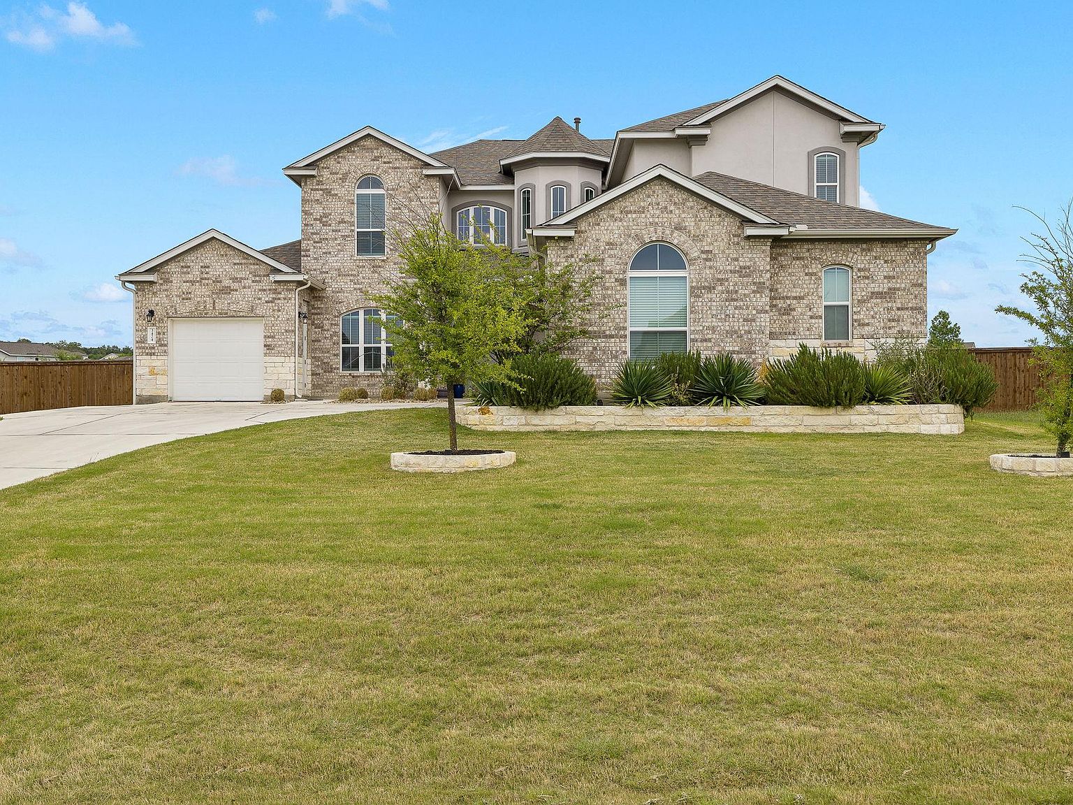 Lois Ganugh TR1 24inch お譲りします 3424 Twinspur St, Leander, TX 78641 | MLS #8154148 | Zillow