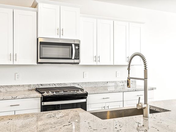 Kitchen modeled in Onyx floorplan