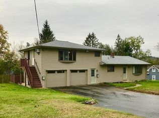 4 Glenwood Ave, Southbridge, MA 01550