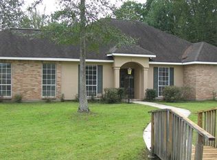 332 Sioux Dr, Abita Springs, LA 70420