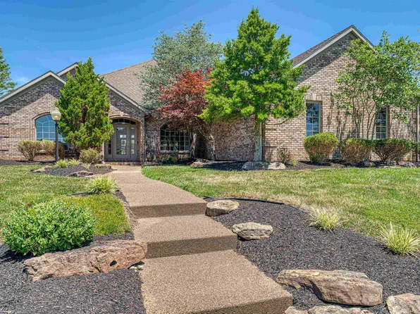 5788 Woodbridge Trl, Newburgh, IN 47630