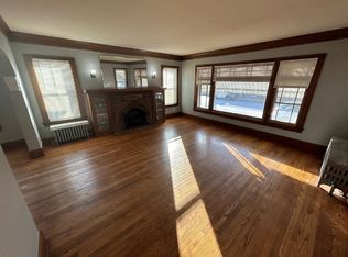 919 Hayes Ave, Racine, WI 53405