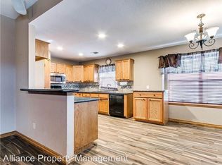 317 Bradgate Dr, Yukon, OK 73099