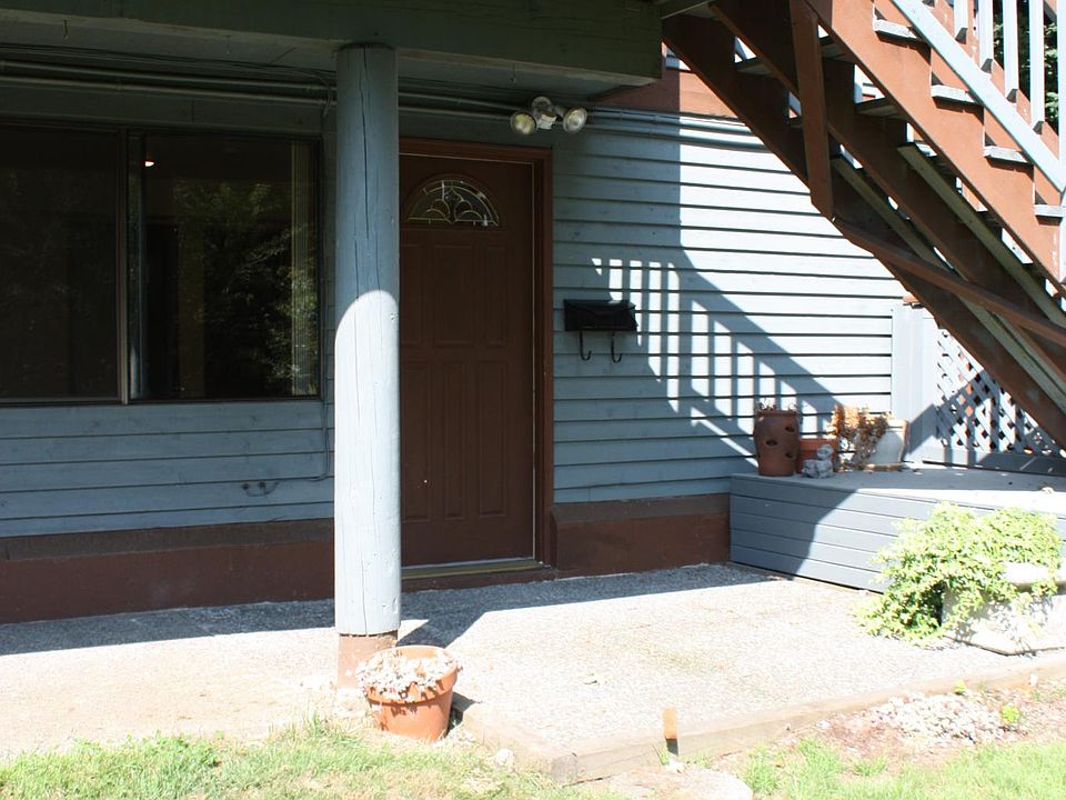 1st image of 22708 NE 11th Pl #B