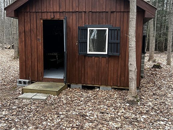 2nd image of 25 Pratt Dr Lot 6
