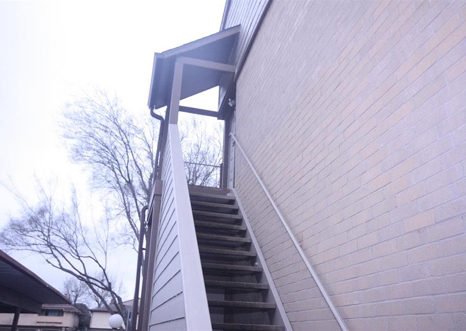 1st image of 8179 Sands Point Dr #128