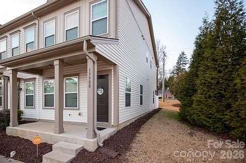 3rd image of 13980 Clayborn St