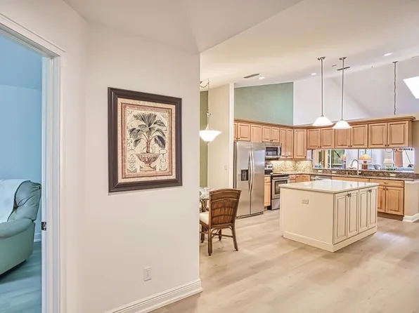 15193 Harbour Isle Dr, Fort Myers, FL 33908