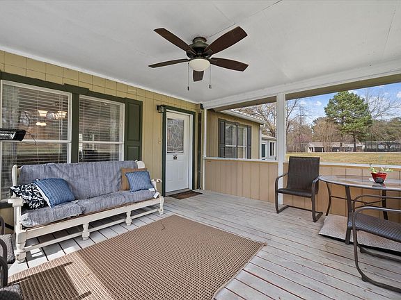 5th image of 4 Ripple Creek Dr