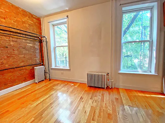 Rented by Douglas Elliman | media 44