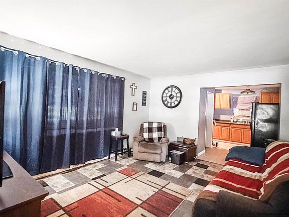 2nd image of 3048 Ames Ct