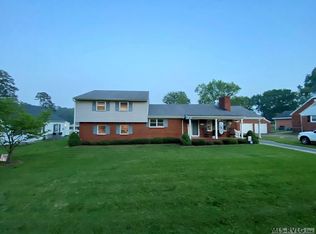706 Wilson St, Roanoke Rapids, NC 27870