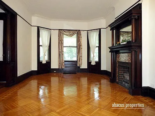 Rented by Abacus Properties | media 14