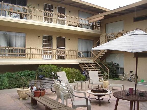 2nd image of 1007 Ocean Ave APT 6