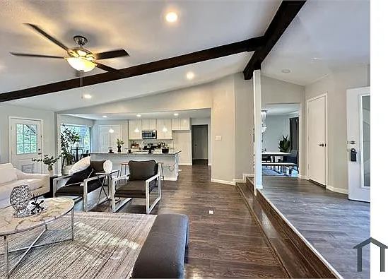 4 bed, 2250 sqft, $3,500 — Photo 4