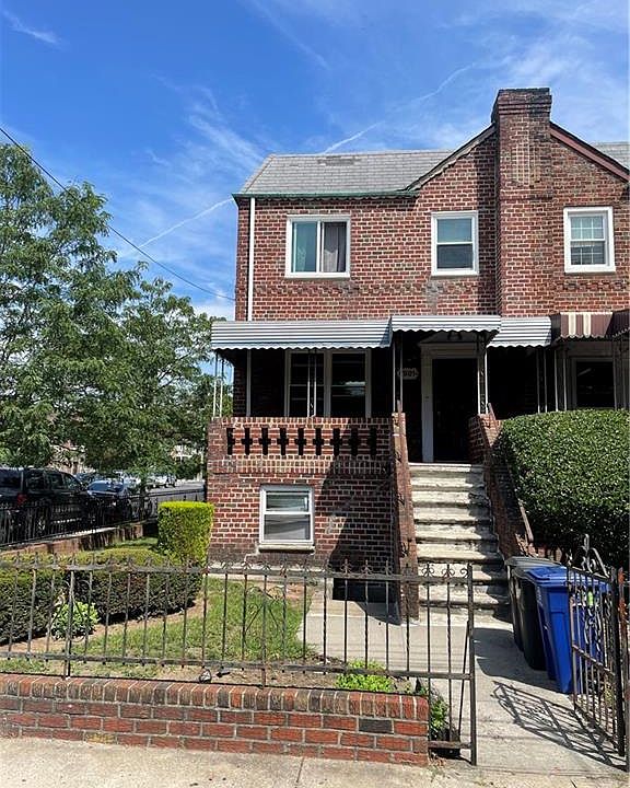 1st image of 1901 E 52nd St