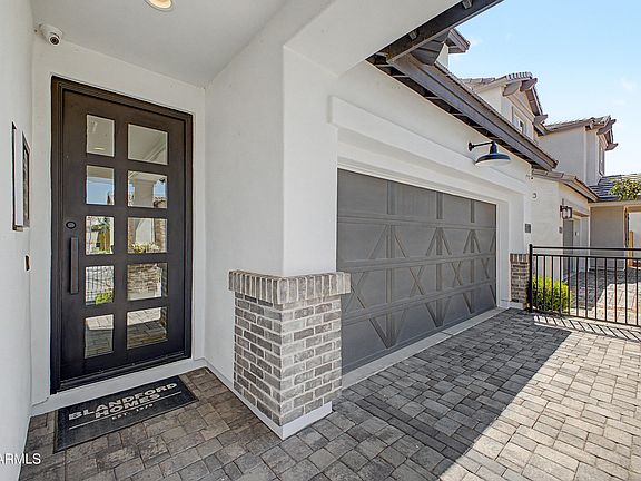 4th image of 3710 E ROCHELLE Circle