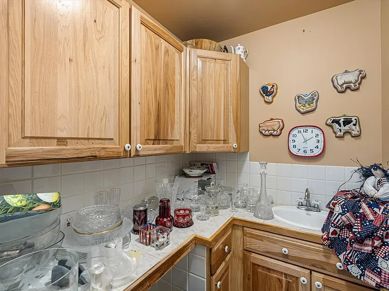 7705 N H C Dr — Photo 25