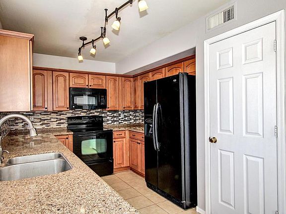 3rd image of 2162 S 156th Ave