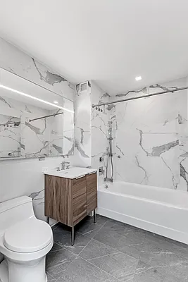 Rented by REAL New York | media 5