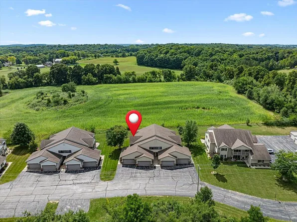 961 Spring COURT, West Bend, WI 53095