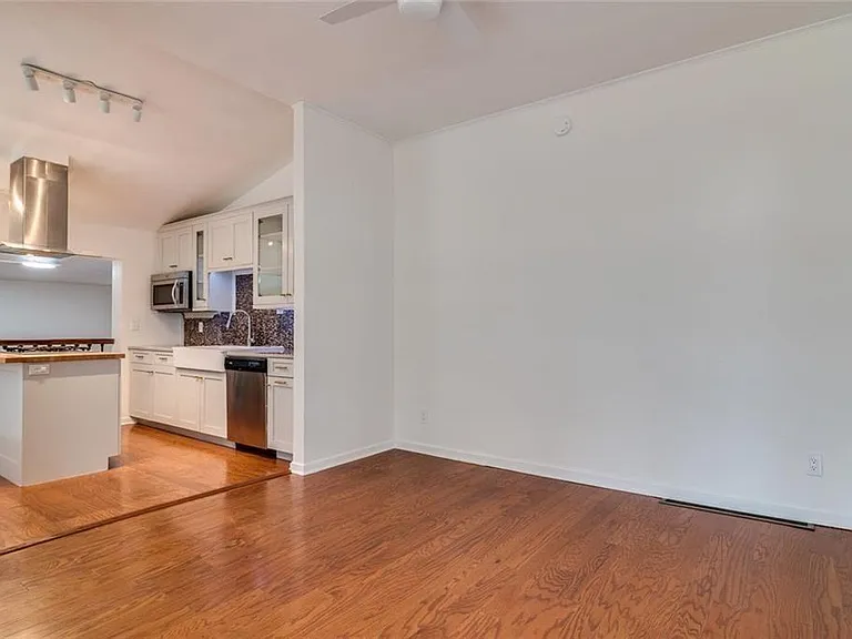 1756 Dresden Dr NE — Photo 6