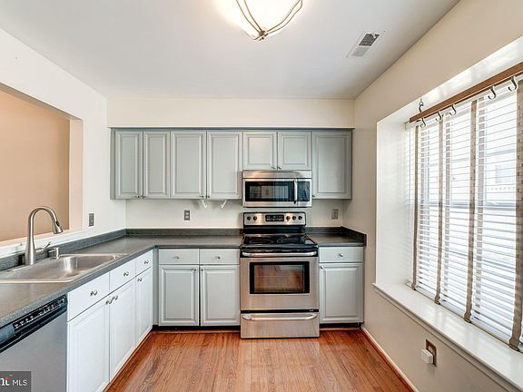 3rd image of 5932 Annaberg Pl #194