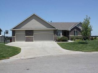 2522 E Saint Andrew Ct, Goddard, KS 67052