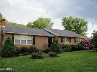 4307 Morris Dr, Sykesville, MD 21784