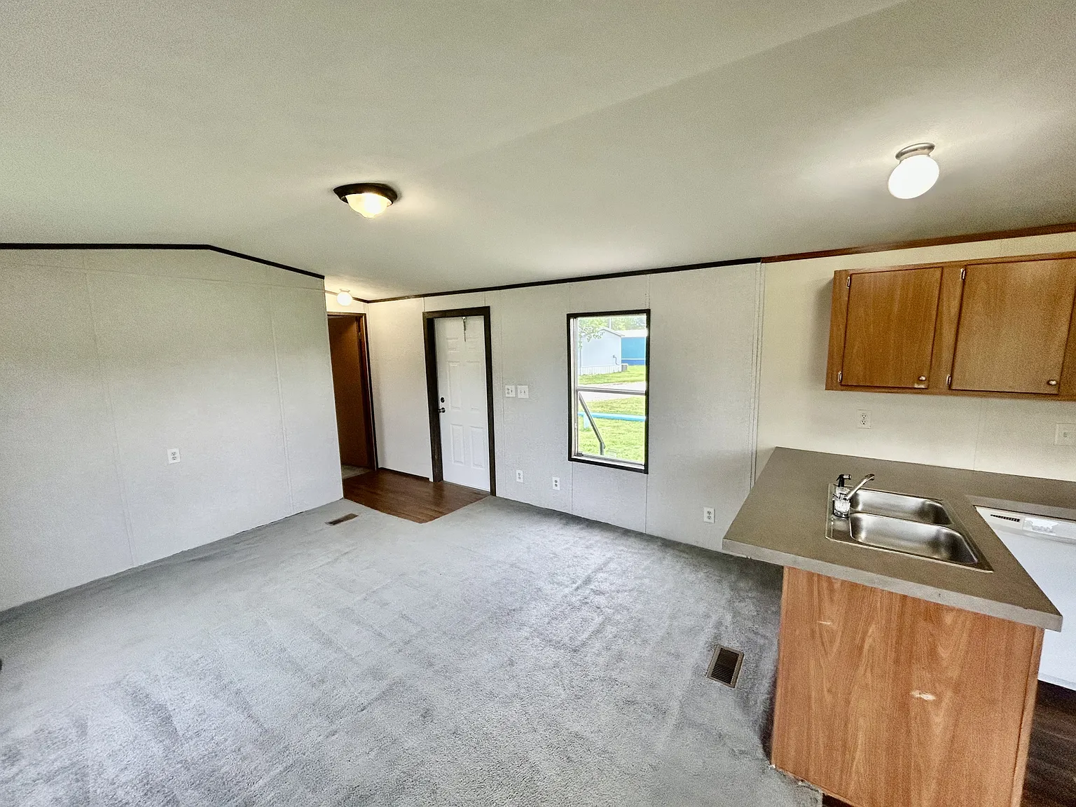 16334 County Road 1526, Garden Oaks #124 - 1 — Photo 3