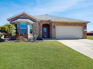 444 Skipper Ln, Azle, TX 76020