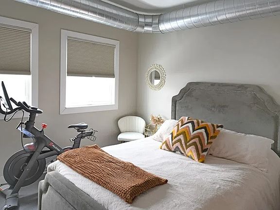 4th image of 155 Garland St #325