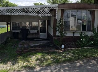 6 Easy Breeze Trailer Park #6, Effingham, IL 62401