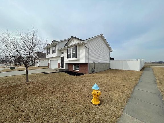 3rd image of 316 Kestrel Ct