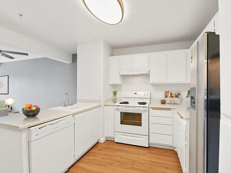 Bradford Terrace Senior Apartments — Photo 12